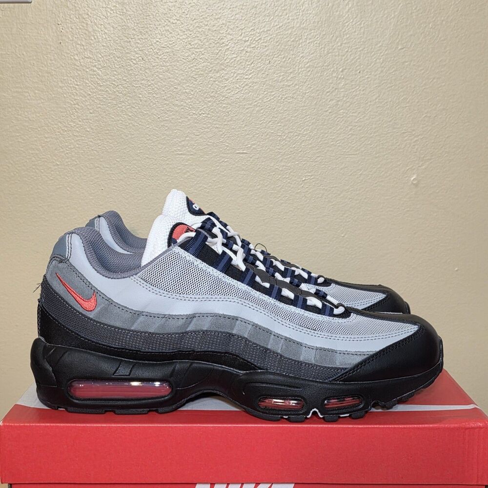Nike Air Max 95 Smoke Grey Track Red DM0011-007 Men's Size 11.5